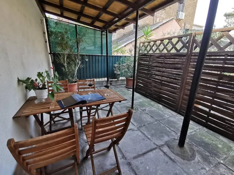 Teni Split Apartment
